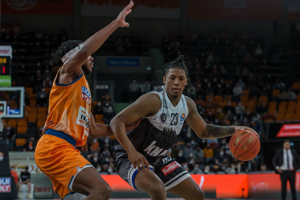 继续位居世 继续位居世