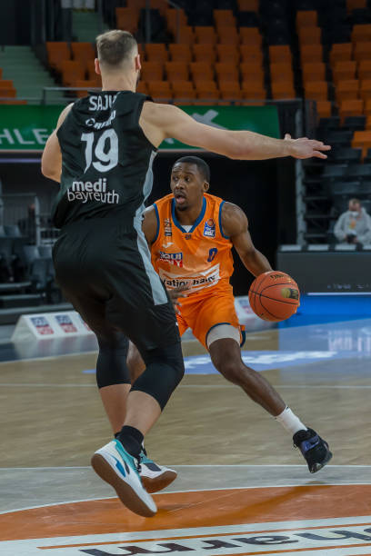 安达的严密 安达的严密