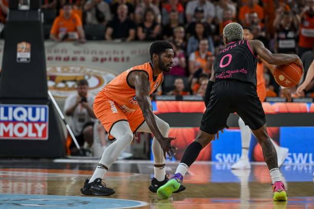 的边路冲击 的边路冲击